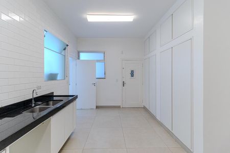 Apartamento para alugar com 210m², 4 quartos e 1 vagaCozinha