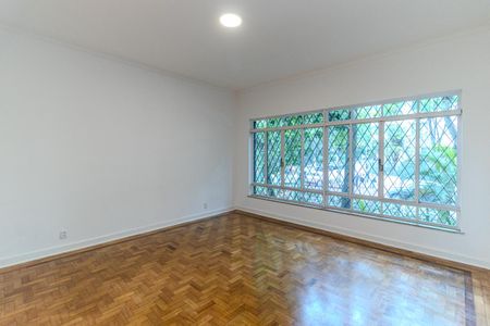 Apartamento para alugar com 210m², 4 quartos e 1 vagaSala