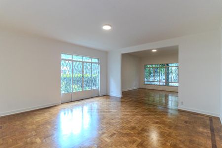 Apartamento para alugar com 210m², 4 quartos e 1 vagaSala