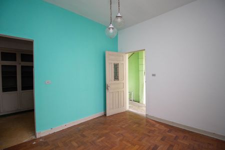 Casa à venda com 240m², 4 quartos e 2 vagasCasa 2 - Sala