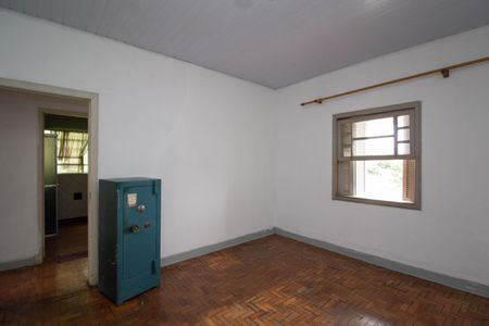 Casa à venda com 240m², 4 quartos e 2 vagasCasa 3 - Quarto 2