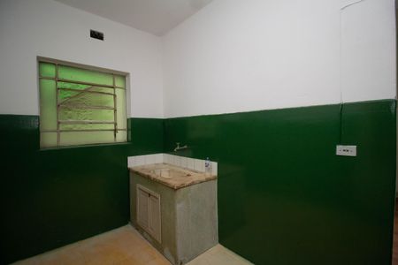 Casa à venda com 240m², 4 quartos e 2 vagasCasa 2 - Cozinha