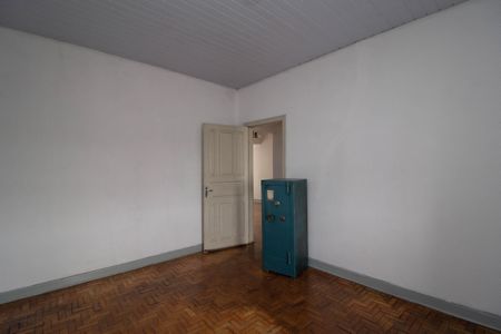 Casa à venda com 240m², 4 quartos e 2 vagasCasa 3 - Quarto 2