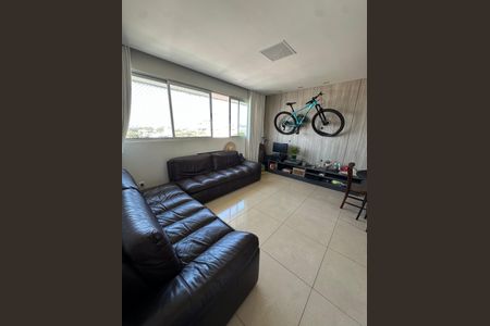 Casa à venda com 3 quartos, 82m² em Santa Rosa, Belo Horizonte