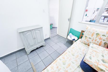 Casa à venda com 250m², 6 quartos e 2 vagas Casa à venda com 250m², 6 quartos e 2 vagasQuarto de Serviço