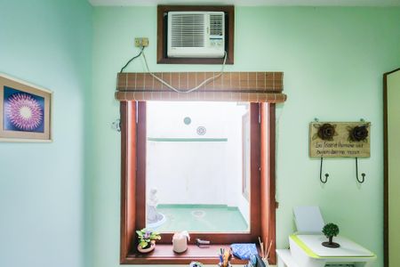 Casa à venda com 250m², 6 quartos e 2 vagas Casa à venda com 250m², 6 quartos e 2 vagasQuarto 3