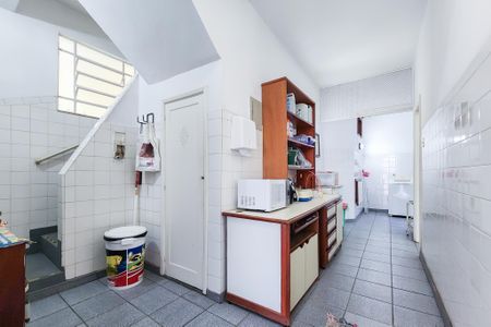 Casa à venda com 250m², 6 quartos e 2 vagas Casa à venda com 250m², 6 quartos e 2 vagasÁrea de Serviço