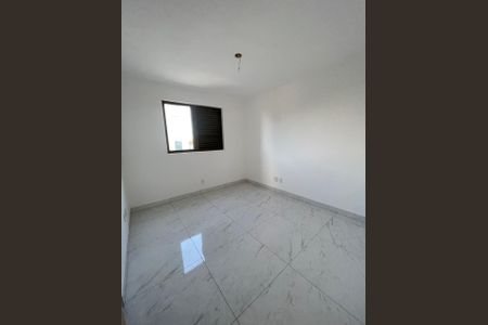 Casa à venda com 4 quartos, 262m² em Santa Rosa, Belo Horizonte