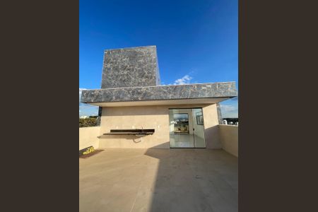 Casa à venda com 262m², 4 quartos e 3 vagas