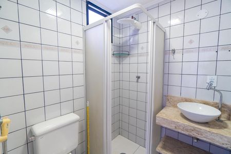 Apartamento para alugar com 51m², 2 quartos e 1 vaga Apartamento para alugar com 51m², 2 quartos e 1 vagaBanheiro
