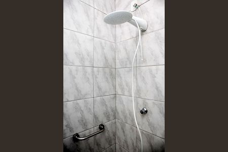 Apartamento para alugar com 75m², 2 quartos e sem vagaBanheiro