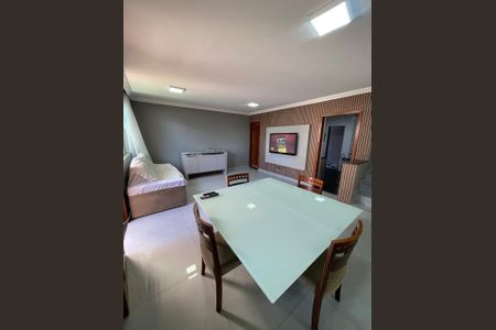 Casa à venda com 3 quartos, 180m² em Bandeirantes (Pampulha), Belo Horizonte
