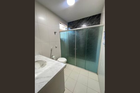 Casa à venda com 180m², 3 quartos e 2 vagas