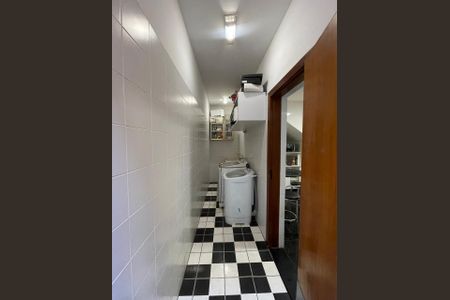 Casa à venda com 180m², 3 quartos e 2 vagas