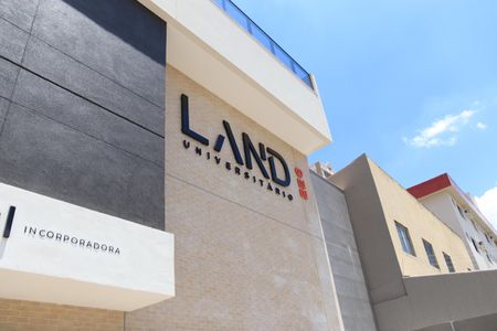 Apartamento para alugar com 57m², 2 quartos e 1 vagaFachada