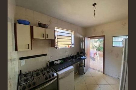 Casa à venda com 3 quartos, 250m² em Dona Clara, Belo Horizonte