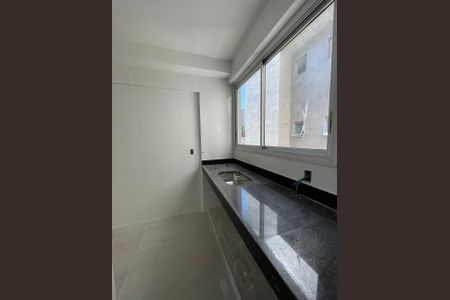 Casa à venda com 3 quartos, 93m² em Indaiá, Belo Horizonte