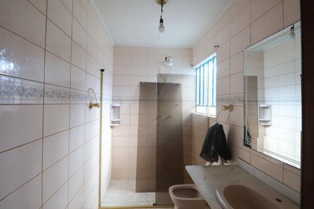 Casa à venda com 97m², 2 quartos e 2 vagasBanheiro