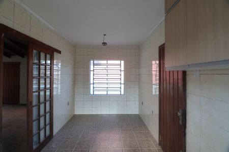 Casa à venda com 97m², 2 quartos e 2 vagasCozinha