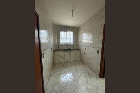 Casa à venda com 85m², 3 quartos e 1 vaga