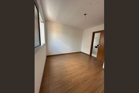 Casa à venda com 170m², 3 quartos e 3 vagas