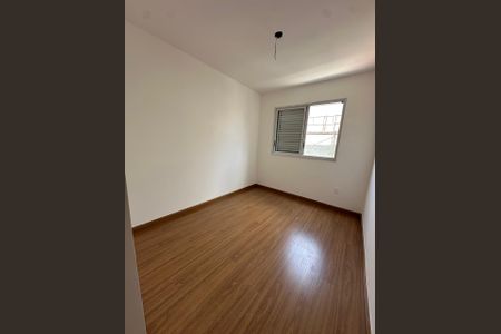 Casa à venda com 3 quartos, 170m² em Santa Rosa, Belo Horizonte