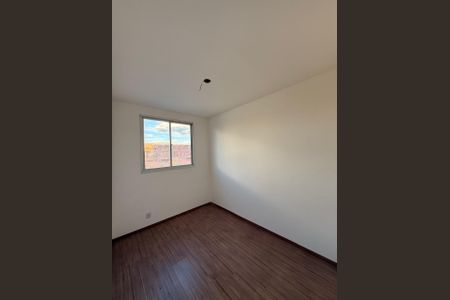 Casa à venda com 2 quartos, 52m² em Santa Rosa, Belo Horizonte