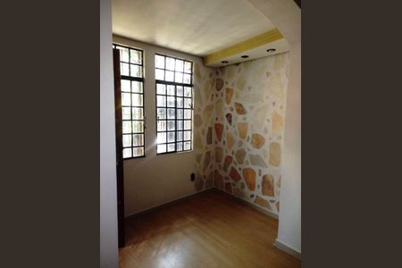 Casa à venda com 3 quartos, 185m² em Indaiá, Belo Horizonte