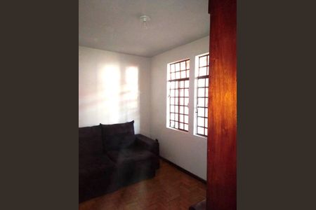 Casa à venda com 3 quartos, 185m² em Indaiá, Belo Horizonte