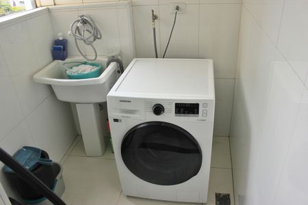 Apartamento para alugar com 74m², 2 quartos e 1 vagaÁrea de Serviço