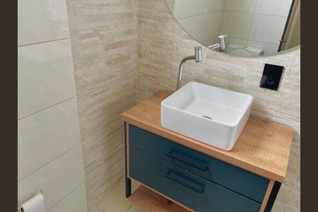 Apartamento para alugar com 75m², 2 quartos e 1 vagaBanheiro Social