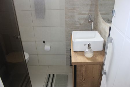 Apartamento para alugar com 74m², 2 quartos e 1 vagaBanheiro