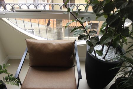 Apartamento para alugar com 74m², 2 quartos e 1 vagaVaranda