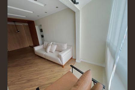 Varanda Sala de apartamento para alugar com 2 quartos, 75m² em Vila Zanardi, Guarulhos