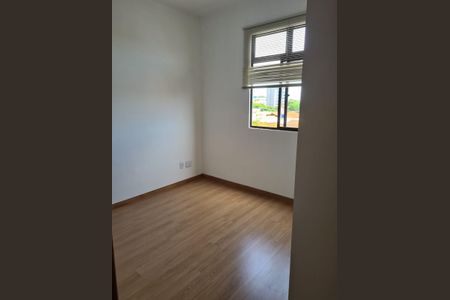 Casa à venda com 3 quartos, 147m² em Santa Rosa, Belo Horizonte