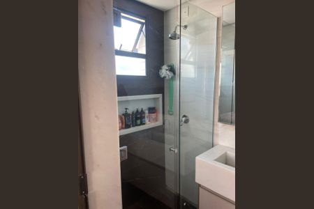 Casa à venda com 202m², 3 quartos e 3 vagas