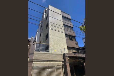 Casa à venda com 202m², 3 quartos e 3 vagas