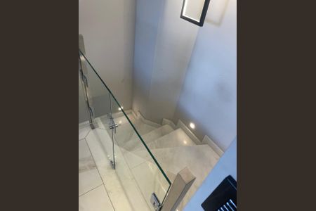 Casa à venda com 202m², 3 quartos e 3 vagas