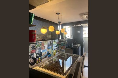 Casa à venda com 202m², 3 quartos e 3 vagas