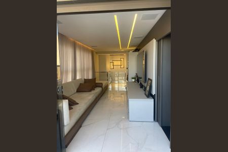 Casa à venda com 202m², 3 quartos e 3 vagas