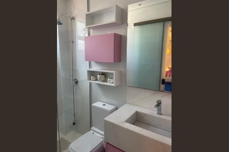 Casa à venda com 202m², 3 quartos e 3 vagas