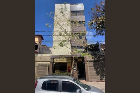 Casa à venda com 202m², 3 quartos e 3 vagas