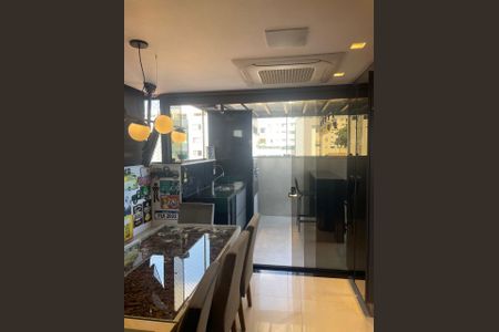 Casa à venda com 202m², 3 quartos e 3 vagas