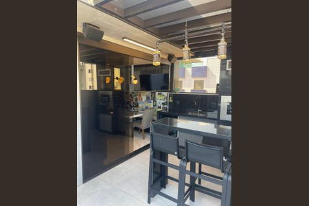 Casa à venda com 202m², 3 quartos e 3 vagas