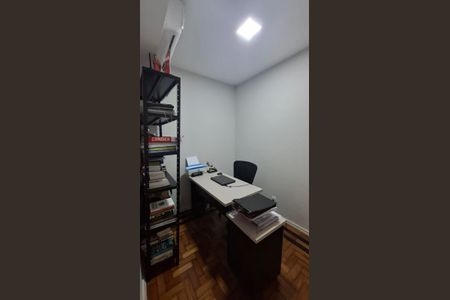 Apartamento à venda com 105m², 3 quartos e sem vagaQuarto 3