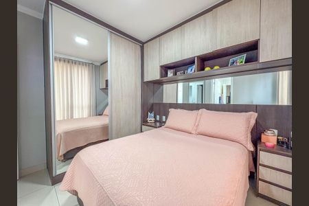 Apartamento à venda com 126m², 4 quartos e 4 vagas Apartamento à venda com 126m², 4 quartos e 4 vagasQuarto 3