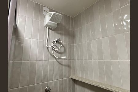 Apartamento à venda com 28m², 1 quarto e sem vagaBanheiro