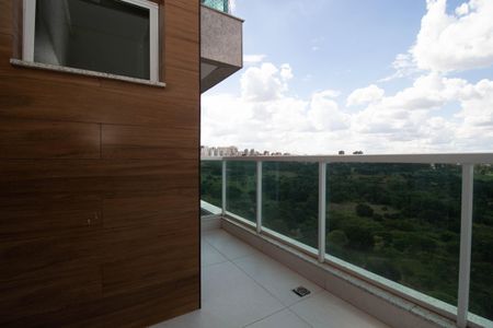 Apartamento para alugar com 162m², 4 quartos e 3 vagas Apartamento para alugar com 162m², 4 quartos e 3 vagasSacada