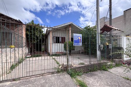 Casa à venda com 75m², 2 quartos e 1 vagaFachada