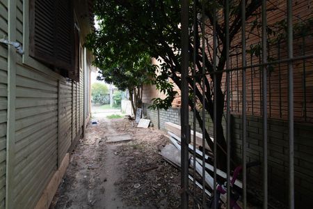 Casa à venda com 75m², 2 quartos e 1 vagaQuintal